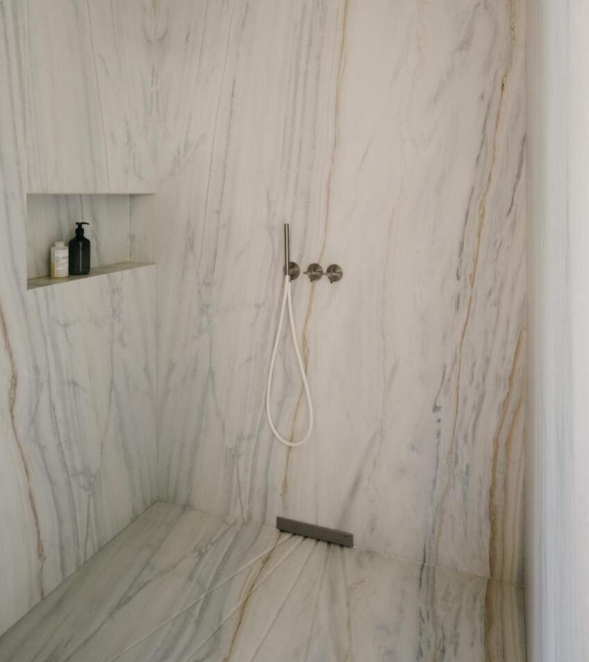 Cabinas de baño en Bianco Lasa.